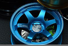 Big TE37 Style Wheel Rim Rear View Mirrow Pendent Keychain